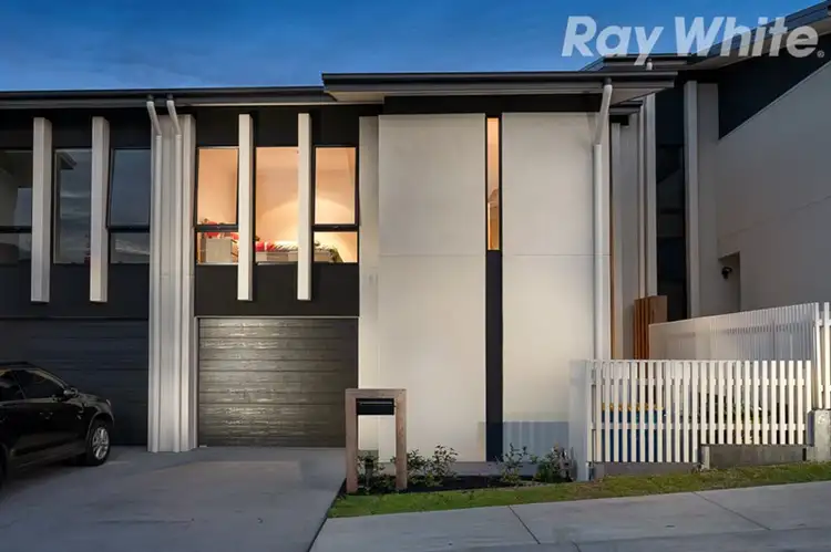 25 Greenwich Crescent, Bundoora VIC 3083