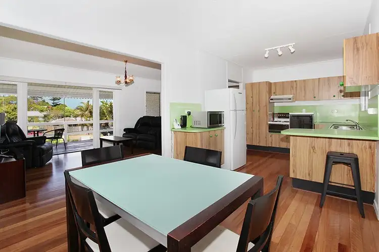 20 Hillcrest Avenue, Nambour QLD 4560