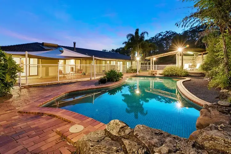 52 Stuckey Close, Willow Vale QLD 4209