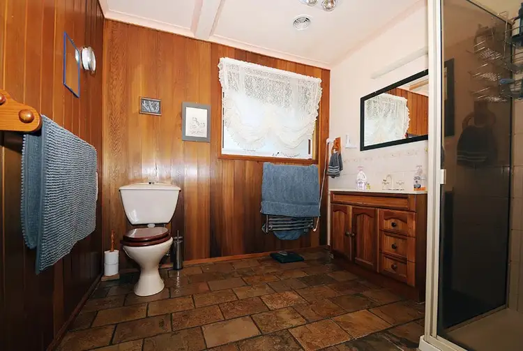 Seventh view of Homely house listing, 6 Louise Court, Seaford VIC 3198