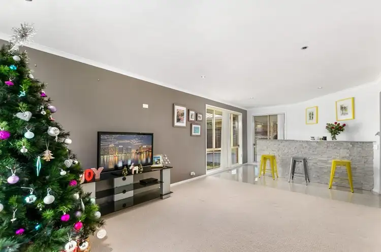 Second view of Homely house listing, 6 Kirriemuir Glen, Horsley NSW 2530