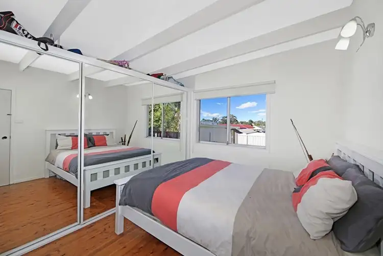 Sixth view of Homely house listing, 32 South Street, Killarney Vale NSW 2261