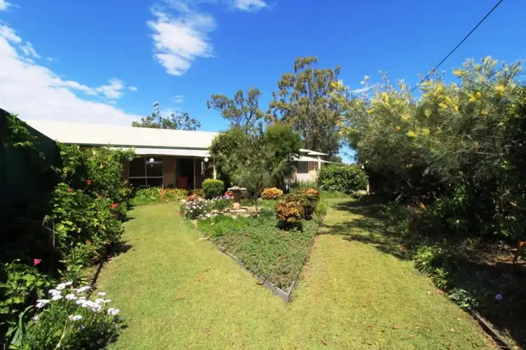 2/4 George Street, Toogoolawah QLD 4313