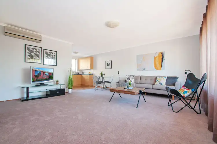 Second view of Homely unit listing, 2/5 Kincumber Drive, Croydon VIC 3136