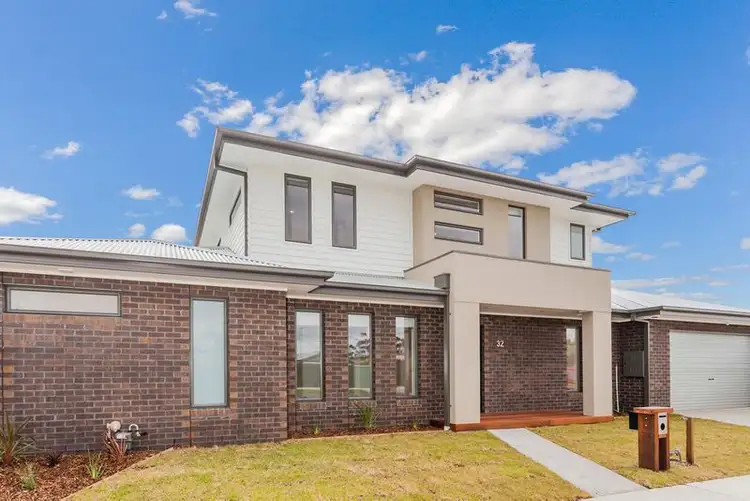 32 Knight Avenue, Herne Hill VIC 3218