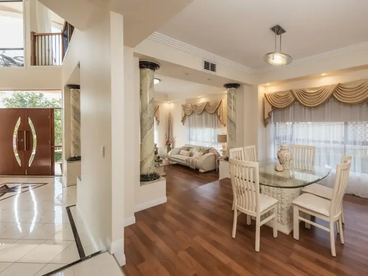 15 The Heights, Underwood QLD 4119