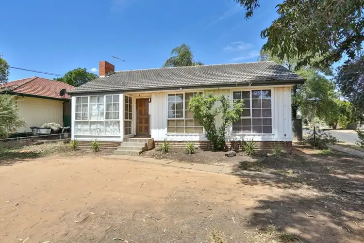 24 Brian Crescent, Mildura VIC 3500