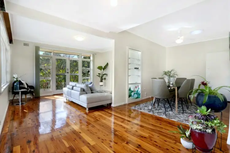 1 Dobson Crescent, Baulkham Hills NSW 2153