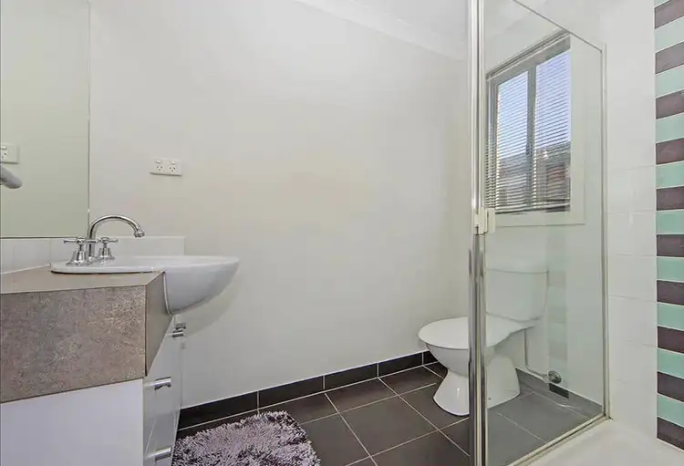 Fifth view of Homely house listing, 10 Giselle Grove, Tarneit VIC 3029