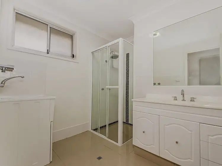 Seventh view of Homely other listing, 1/3 Meyer Street, Southport QLD 4215