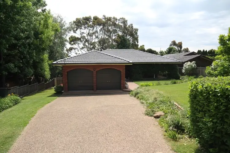 17 Blenhiem Avenue, Oberon NSW 2787