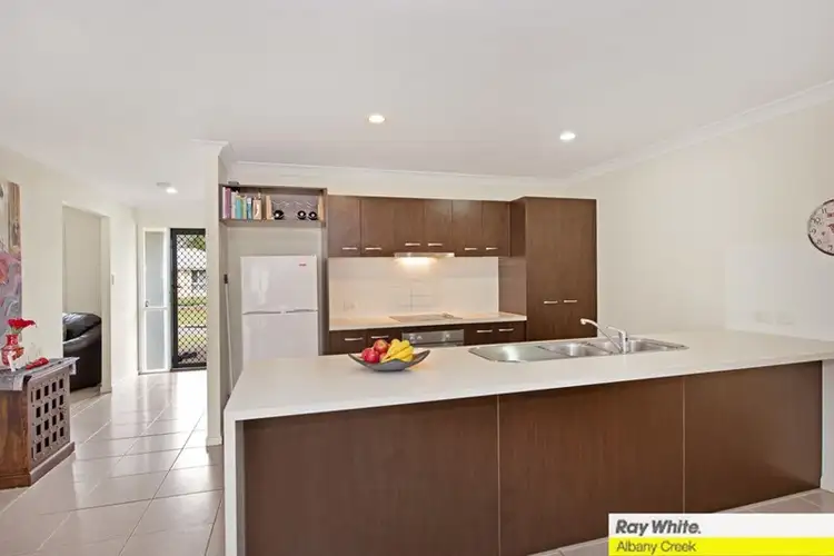 3 Elle Court, Cashmere QLD 4500