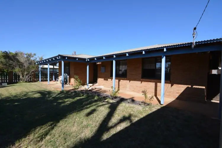 39 Cleaver Street, Carnarvon WA 6701