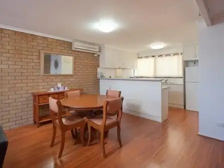 Fifth view of Homely unit listing, 2/429 Griffith Road, Lavington NSW 2641