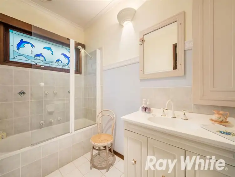 Sixth view of Homely house listing, 5 Explorers Court, Vermont South VIC 3133