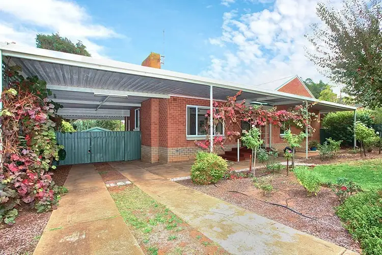 8 Waldron Street, Elizabeth East SA 5112