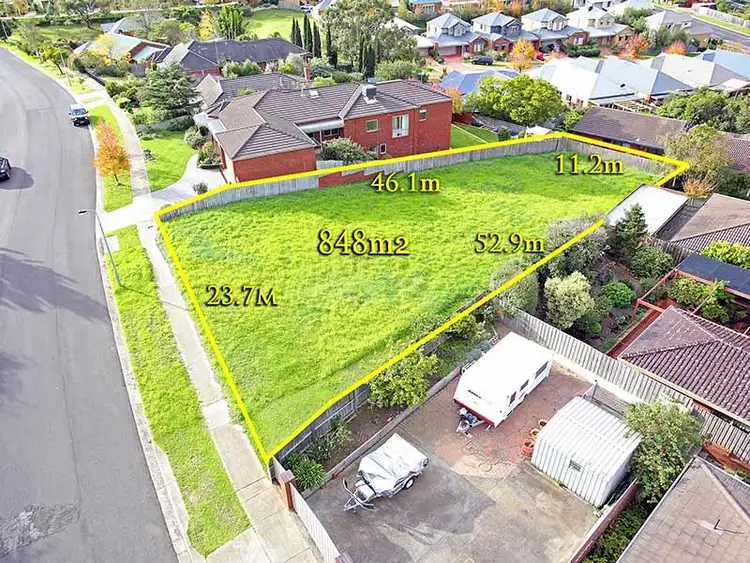 2 Knollbrook Close, Highton VIC 3216