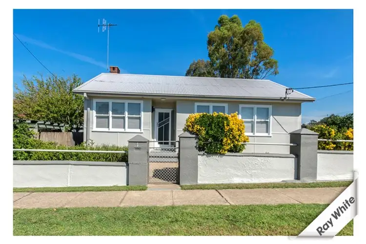 1 Alanbar Street, Queanbeyan NSW 2620
