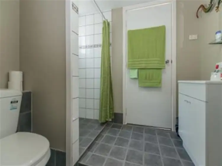 Fifth view of Homely house listing, 6 ACACIA Road, Woodridge QLD 4114