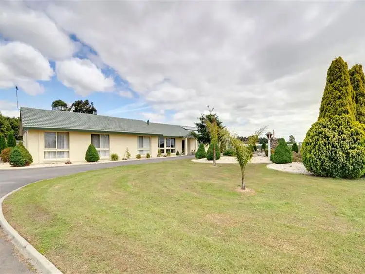 Fifth view of Homely house listing, 40 Easterley Drive, Traralgon VIC 3844