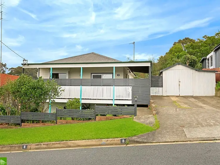 8 Beresford Street, Coniston NSW 2500