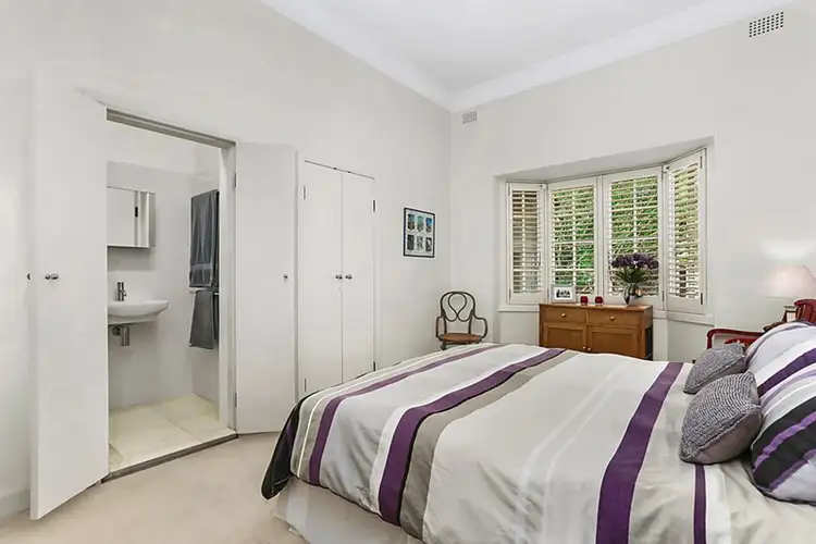 Third view of Homely apartment listing, 5/113 Darling Point Road, Darling Point NSW 2027