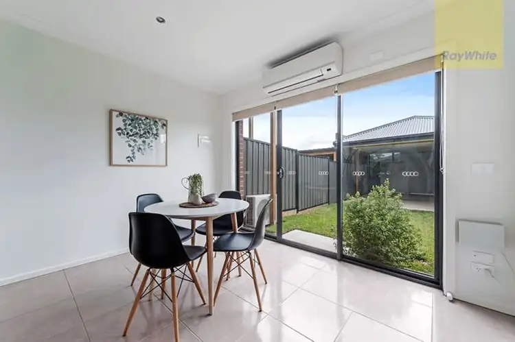 Fourth view of Homely house listing, 100 Baronial Way, Craigieburn VIC 3064