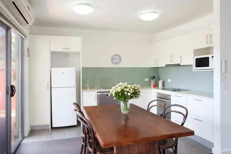 Fourth view of Homely apartment listing, 9/21 Lillimur Road, Ormond VIC 3204