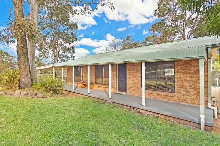 4 Hasluck Drive, Watanobbi NSW 2259
