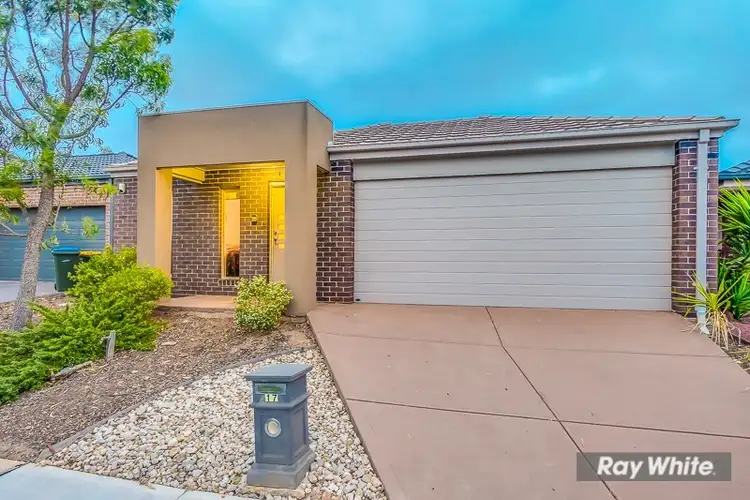 17 Redcliffe Parade, Tarneit VIC 3029
