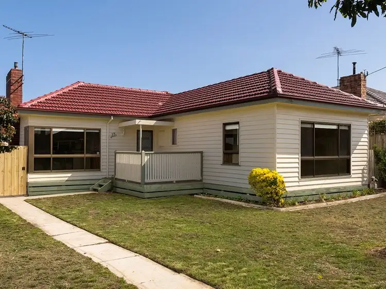 35 Laura Avenue, Belmont VIC 3216