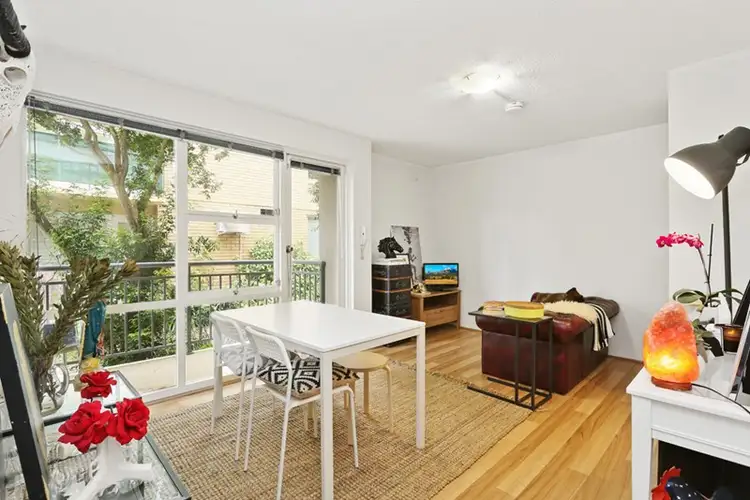 1/1 Morrison Road