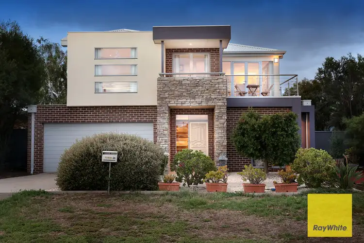 16 West Cornhill Way, Point Cook VIC 3030