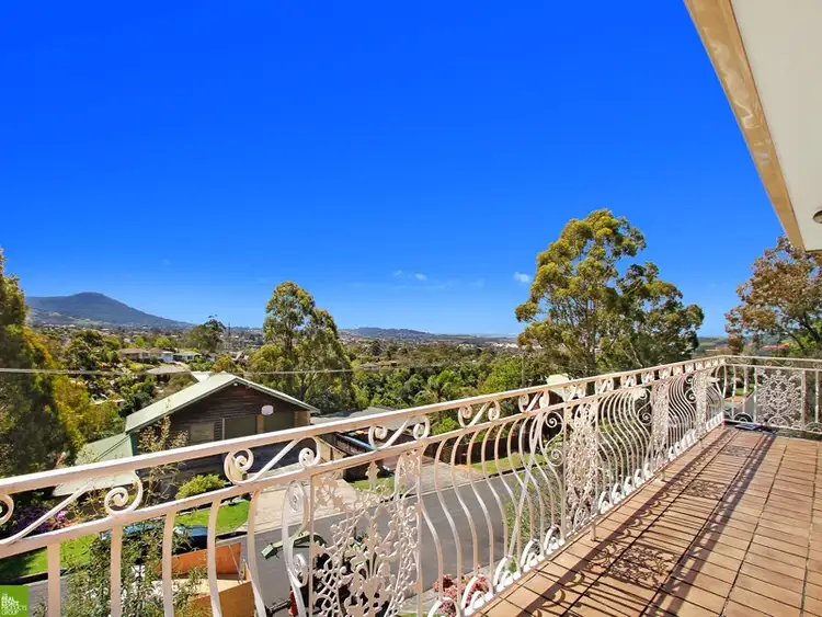 75 Iola Avenue, Farmborough Heights NSW 2526