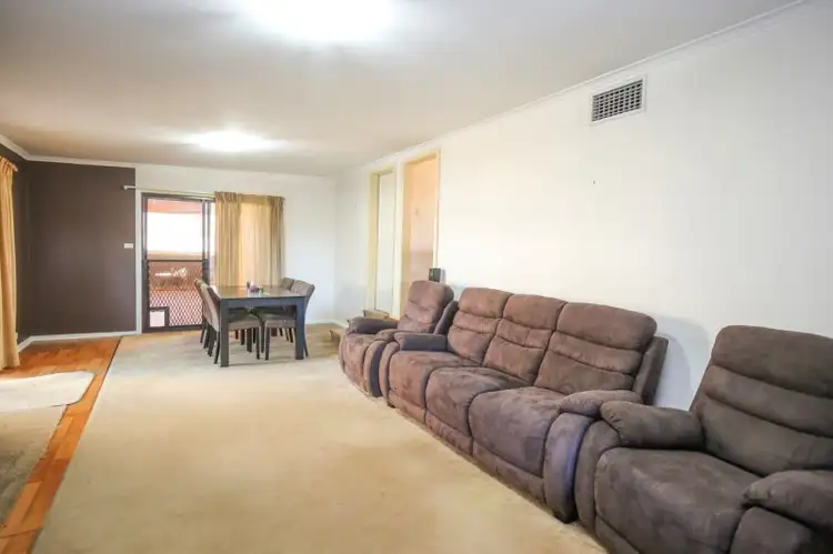 Fifth view of Homely house listing, 7 Westcliffs Crescent, Red Cliffs VIC 3496