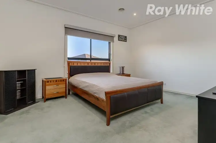 Seventh view of Homely house listing, 4 Grandiflora Grove, Bundoora VIC 3083
