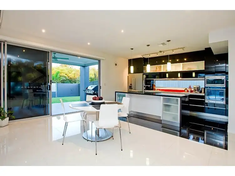 Fifth view of Homely house listing, 2 Barramul Place, Thornlands QLD 4164