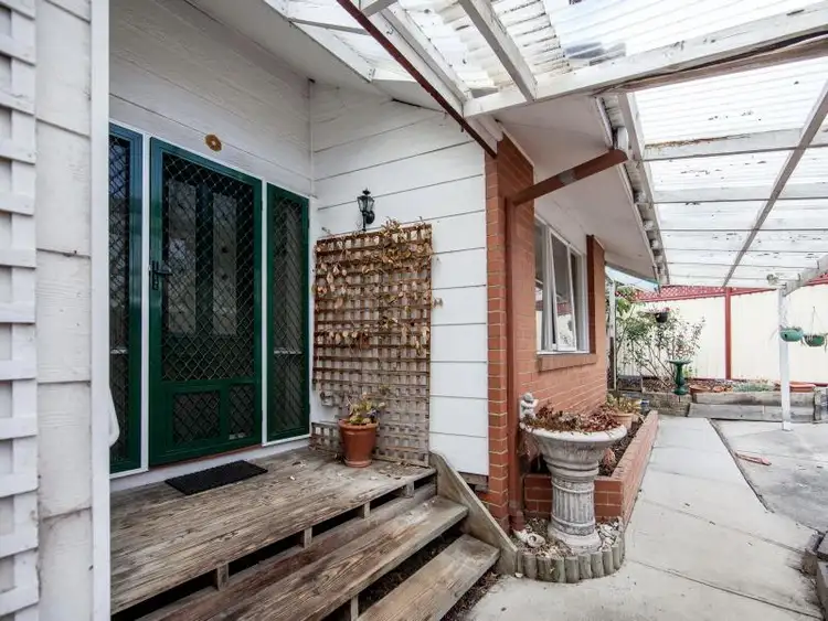 Second view of Homely unit listing, 2/31 Kenilworth Avenue, Frankston VIC 3199