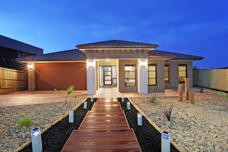 8 Katelyn Court, Waurn Ponds VIC 3216