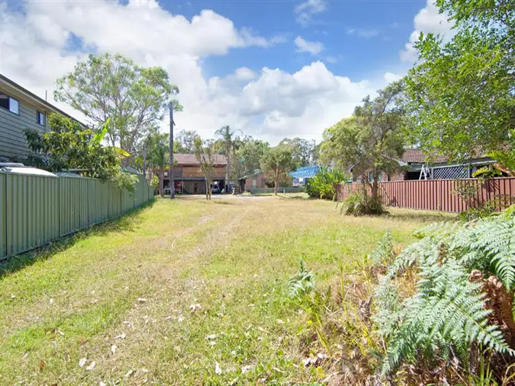 3 Ivy Avenue, Chain Valley Bay NSW 2259
