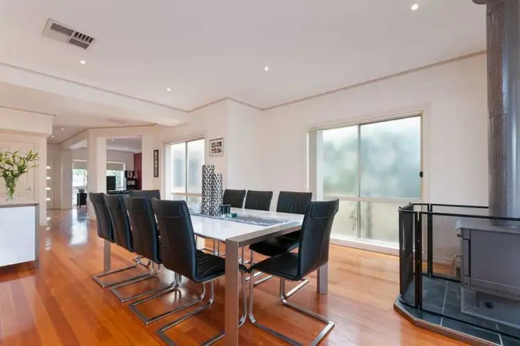 Fifth view of Homely house listing, 1/9 Hawick Court, Greenvale VIC 3059