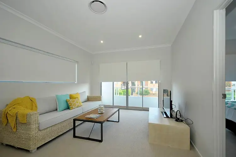 Sixth view of Homely house listing, 31 Cronulla Avenue, Mermaid Beach QLD 4218