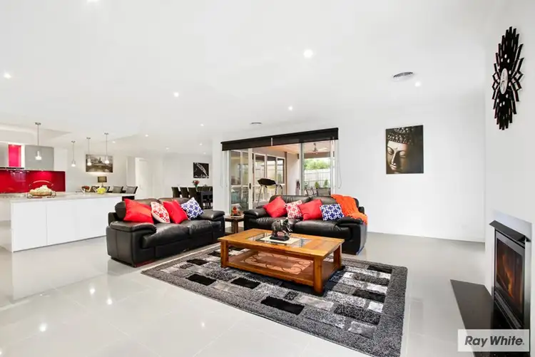 Second view of Homely house listing, 4 GIDGEE Court, Wantirna South VIC 3152
