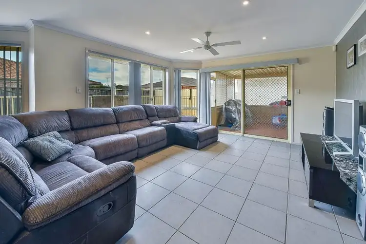 Second view of Homely house listing, 76 Archibald Crescent, Rosemeadow NSW 2560