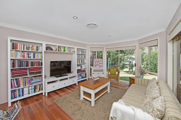 15 Sanctuary Place, Bateau Bay NSW 2261