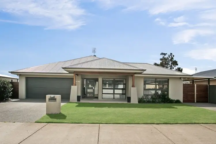 Main view of Homely house listing, 27 Kelly Circle, Rutherford NSW 2320