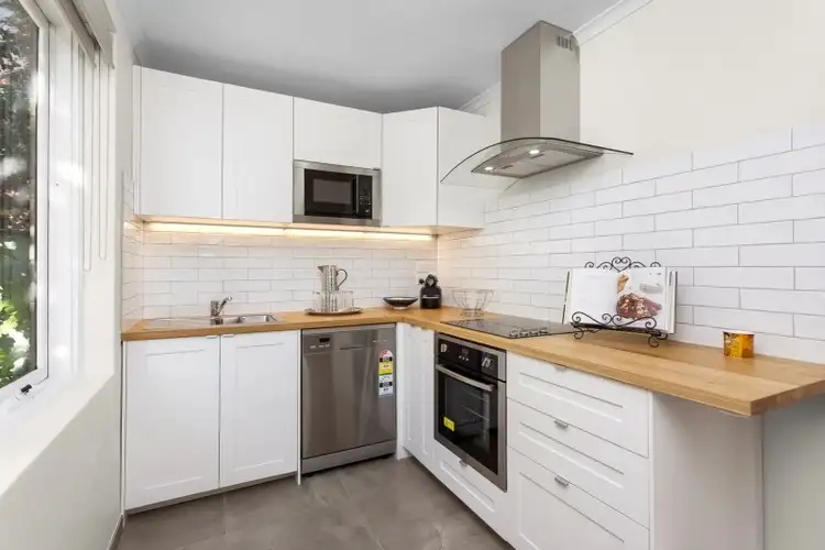 Third view of Homely unit listing, 7/16 The Esplanade, Clifton Hill VIC 3068