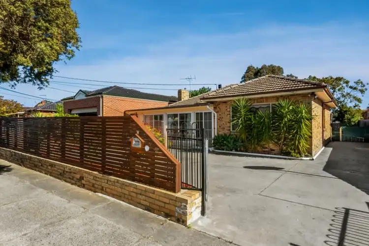 6 Linda Street, Clayton South VIC 3169