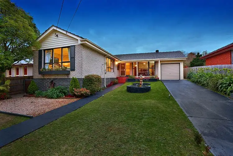 36 Lynn Drive, Ferntree Gully VIC 3156