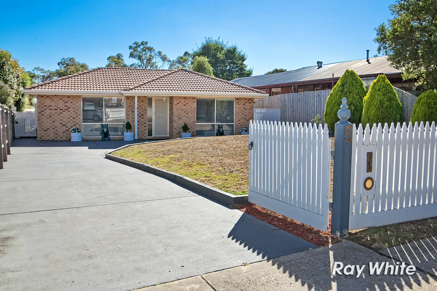 Main view of Homely house listing, 5 Madeleine Court, Somerville VIC 3912